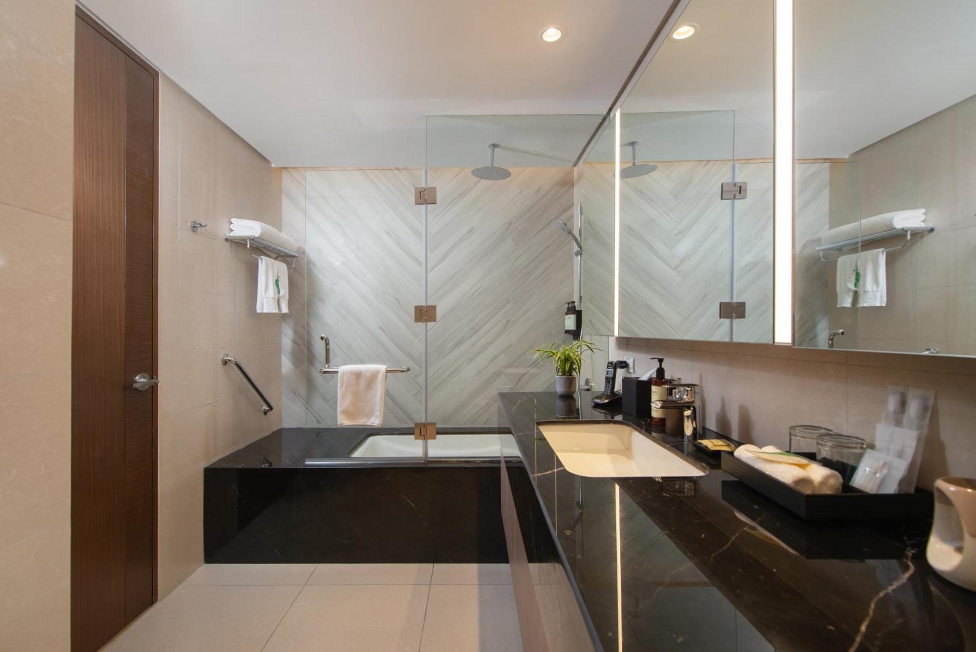 Somerset Central Salcedo Makati Makati City Eksteriør bilde
